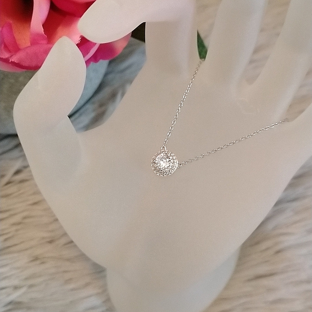 2/$30💕 BNWT Charmed Aroma Adjustable Sterling Silver Necklace